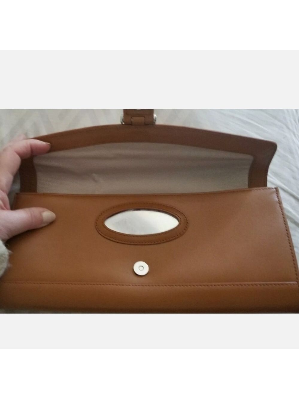 Ralph Lauren Tan Leather Clutch Bag.Built in makeup mirror in flap. - Picture 4 of 7